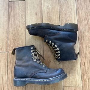 Dr. Martens 1460 Brown size 6 Women’s